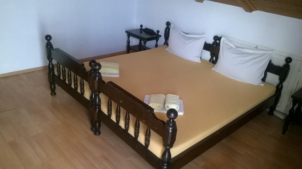 Apartments Jaksa Хвар Екстериор снимка